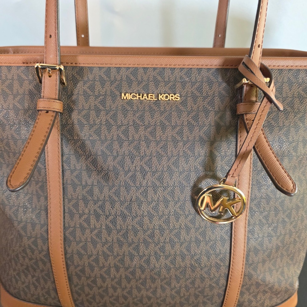 MICHAEL KORS Jet Set Travel Large Logo Tote Bag - Picture 4 of 8